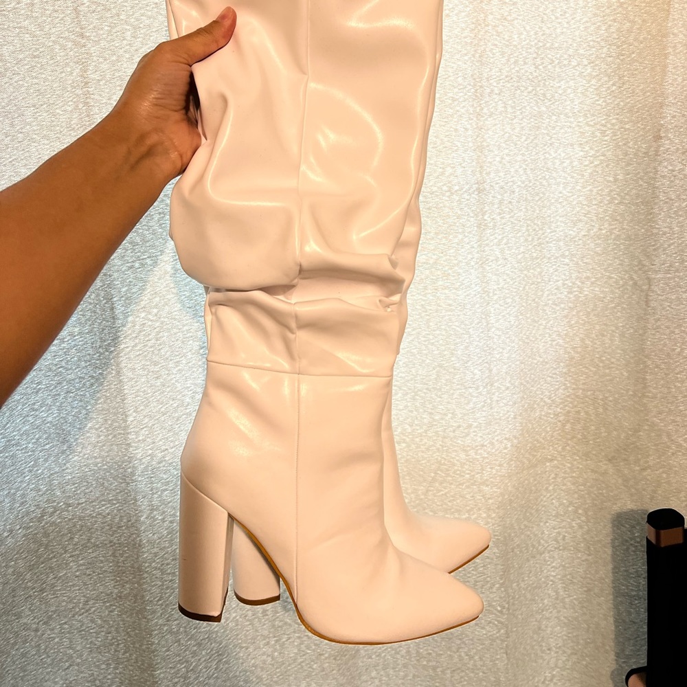 Boots sz 7